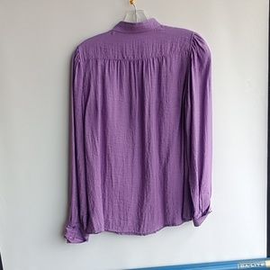 BCBGMaxAzria Tops - Bcbgmaxazria button down BCBGMaxAzria Tops - Bcbgmaxazria button down